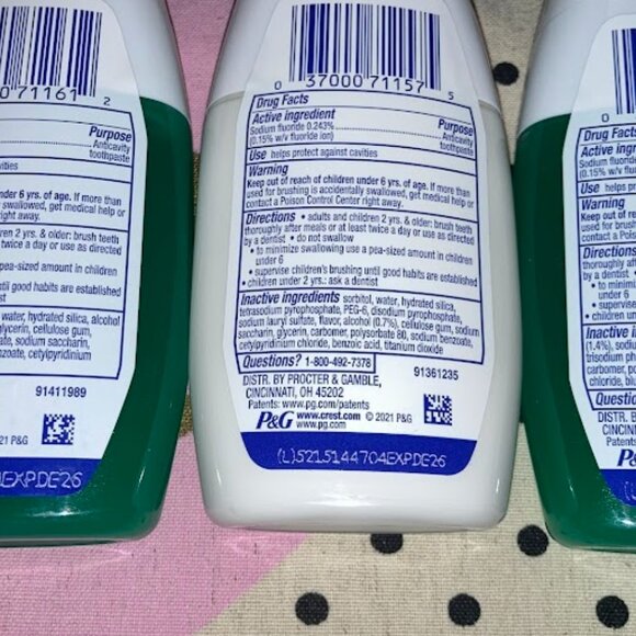 Crest Plus Scope Liquid Gel Toothpaste - Picture 3 of 3